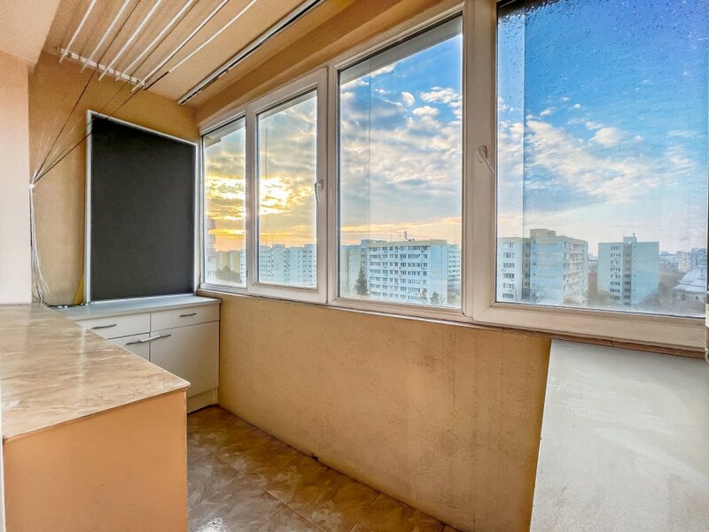 Bucur Obor. 3 camere 6 minute pe jos este Metroul, statia Obor! Loc de parcare!